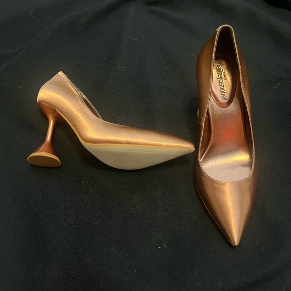 Ladies Jeffry Campbell stylish shirt pumps - Picture 3 of 6